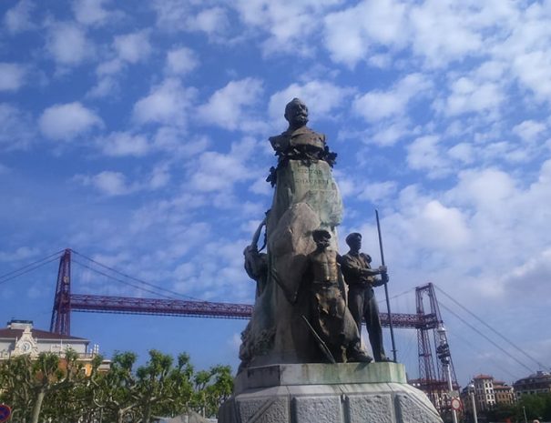 Bilbao y puente colgante - ruta guiada