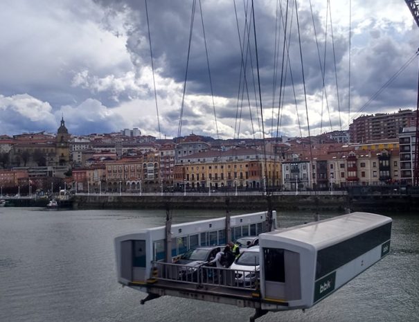 que ver en Bilbao - puente colgante