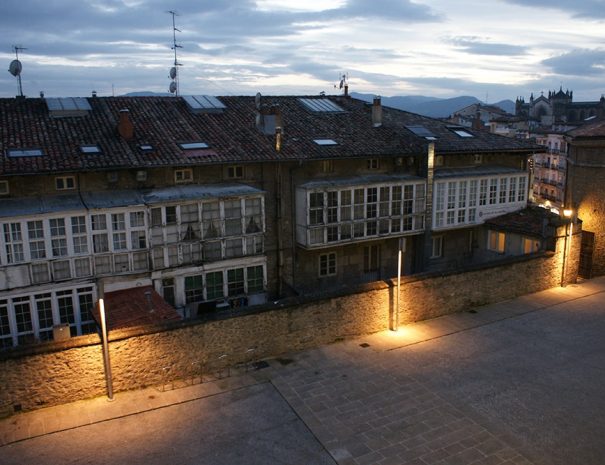 Visita guiada nocturna por Vitoria - Sacamantecas